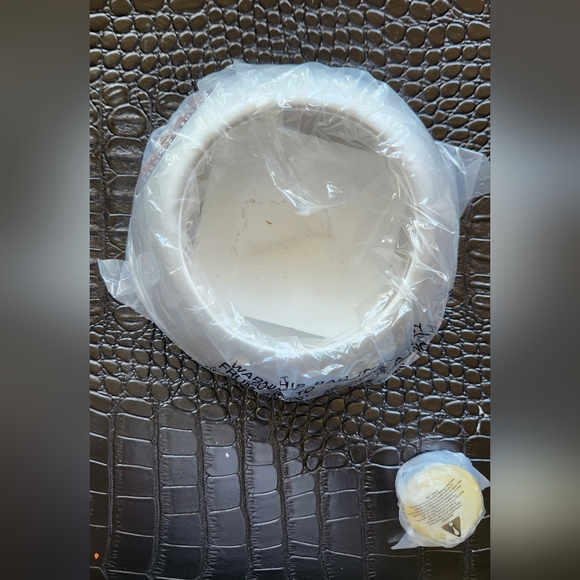 Hershey's Kisses 100th Anniversary Dessert Fondue Ceramic Set Limited Edition - Picture 4 of 11